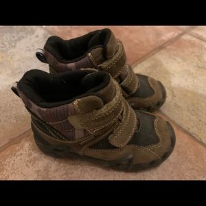 Primigi toddler winter boots, EU sz 25, US sz 8.5